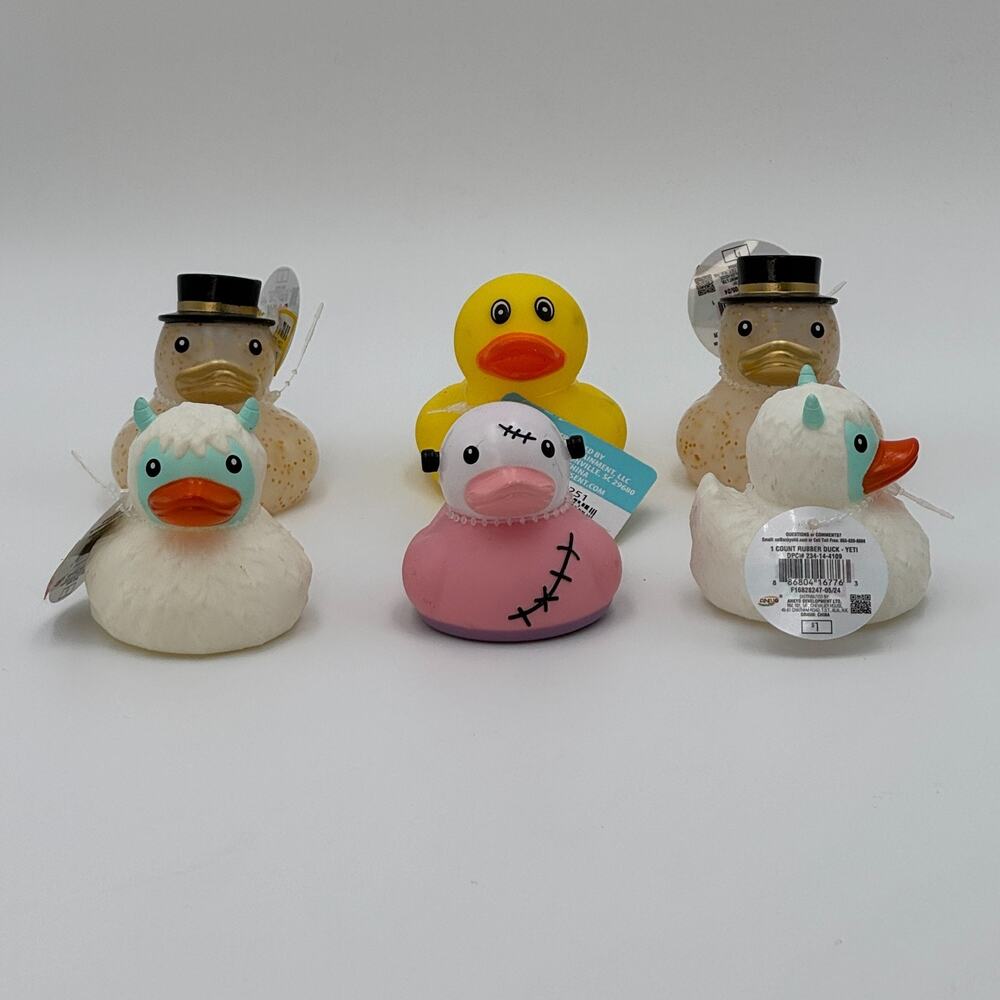 Target Bullseye 6pc Rubber Ducks‎ Assorted Yeti Top Hat Yellow Pink 2.5” NEW